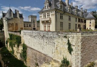 Au château de Brézé vous découvrirez...